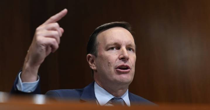 Murphy announces bill to protect government critics in response to Kimmel suspension