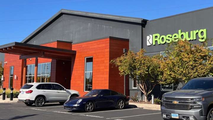 Roseburg Forest Products ends hardwood plywood production, lays off 107