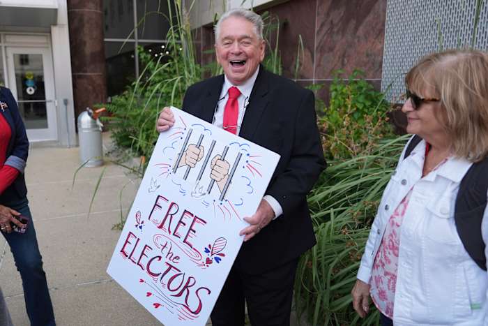 Michigan dismissal highlights the challenges in prosecuting cases against Trump's 2020 fake electors