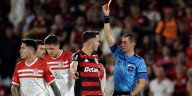Le cobrarían muy duro al árbitro colombiano Andrés Rojas por su mala actuación en la Copa Libertadores: este sería el castigo