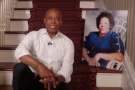 New York Mayor Eric Adams drops re