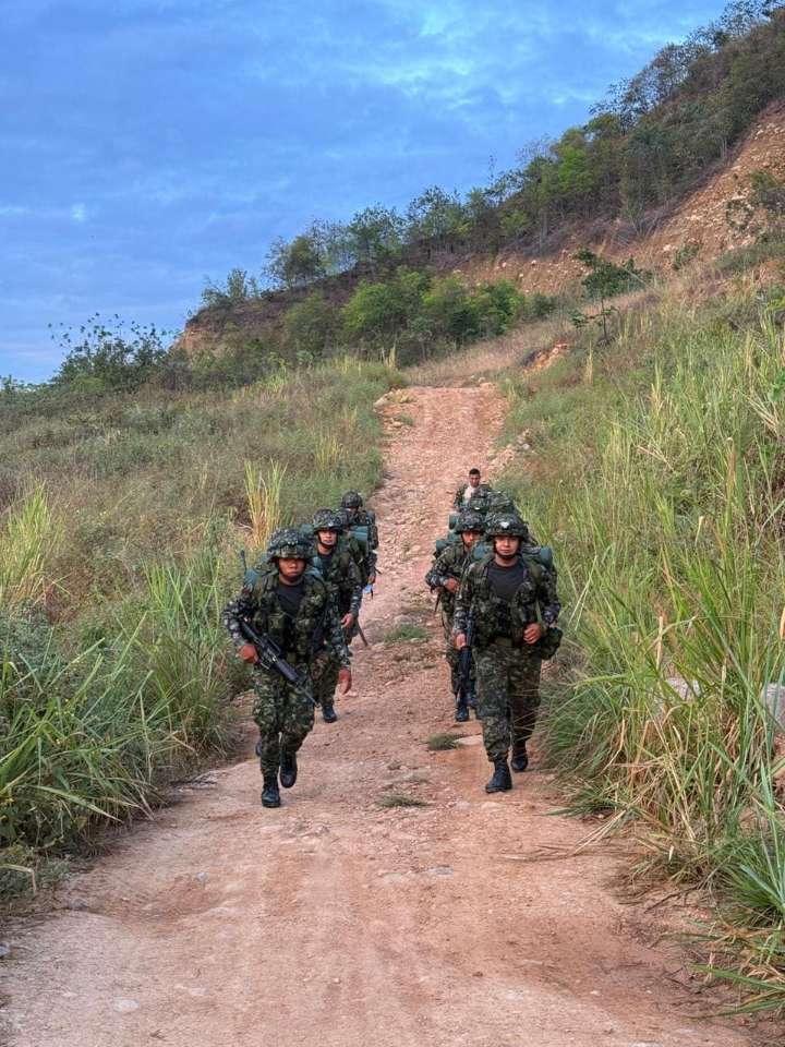 Dos soldados desaparecidos tras naufragio en operación contra el narcotráfico en Tumaco