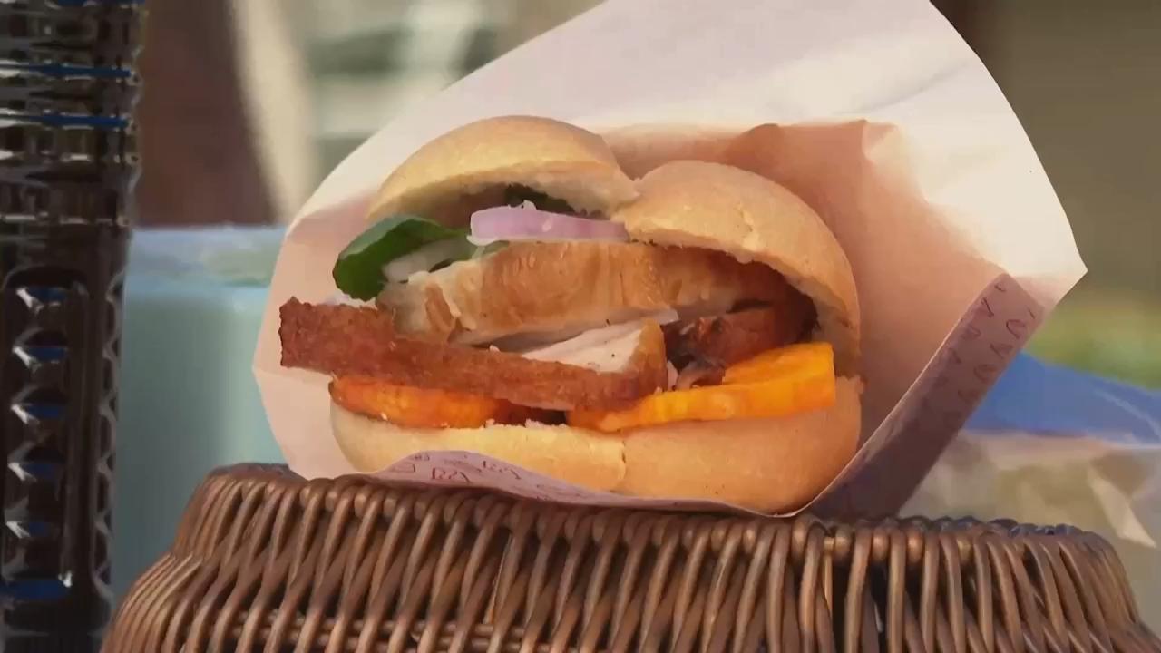 Is this the breakfast of Champions? Peruvians throw weight behind pork sandwich