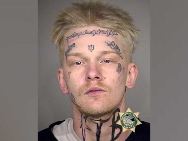 Murder suspect mistakenly released from prison