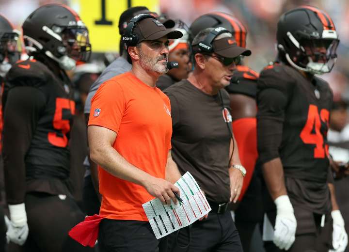 Watch Kevin Stefanski’s speech and game ball presentations after the 13