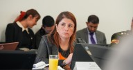 Denuncian a la Defensora del Pueblo por emitir advertencias sobre la elección de magistrado(a) en la C. Constitucional