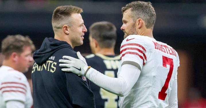 Former Saints P Thomas Morstead gets a warm welcome in return with 49ers. 'Give me a hug.'