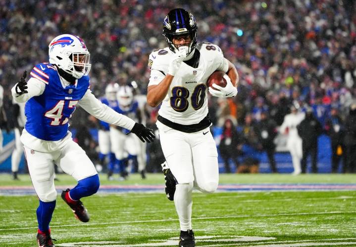Deadspin | Report: Ravens TE Isaiah Likely (foot) expected out vs. Bills