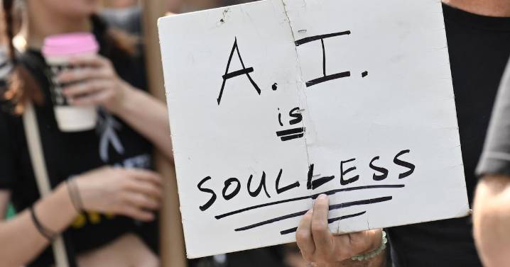Tilly Norwood: AI actress stirs outrage in Hollywood