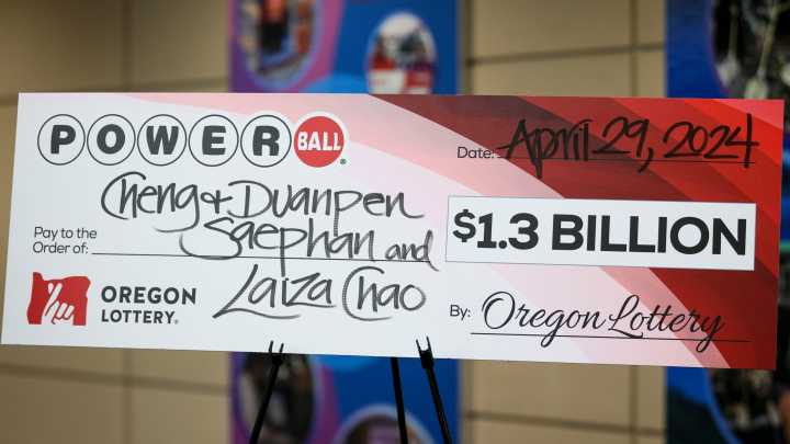 Florida Publix, Michigan Kroger, California 7-11 sold winning Powerball