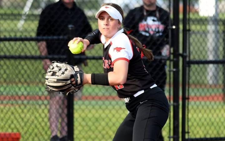Softball: Munster's Caroline Wendlinger commits to Iowa