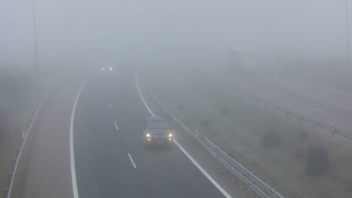 La niebla se hace presente: Estas son las carreteras con menos visibilidad