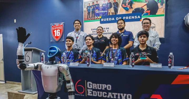 Jóvenes estudiantes representarán a México en torneos internacionales de robótica