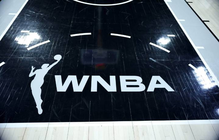 WNBA reaches 11-year media rights deal to broadcast games on Versant beginning in 2026