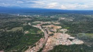 Yuyapichis: un río muerto por la minería ilegal en la Amazonía de Perú