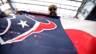 Texans have general moment of silence for "all victims of violence and natural disasters"