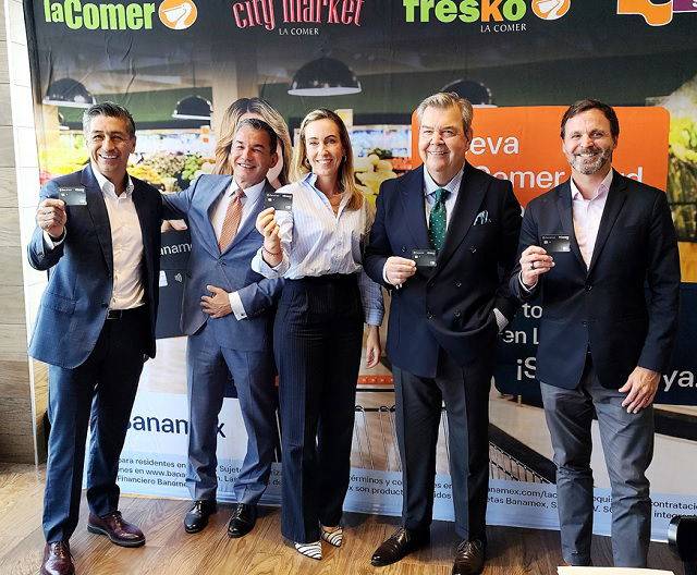 Lanzan nueva tarjeta de crédito para clientes de Grupo La Comer