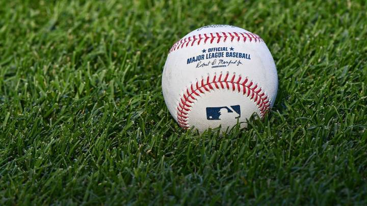 MLB playoffs: Games to watch, races left undecided entering Sunday