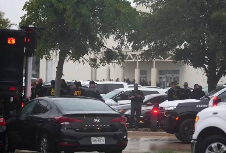 Un muerto y dos heridos en ataque a centro de detención de migrantes en EEUU