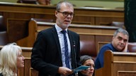 Montero confía en lograr respaldo para aprobar los presupuestos y Junts replica: “¿De verdad?”