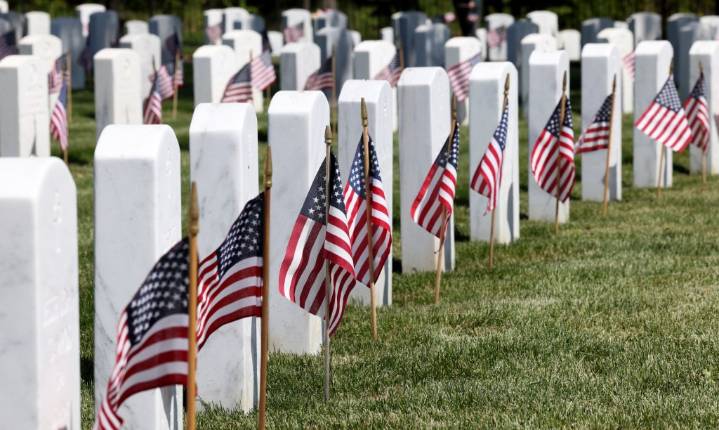 Column: Lake County land helps expand Fort Sheridan Cemetery