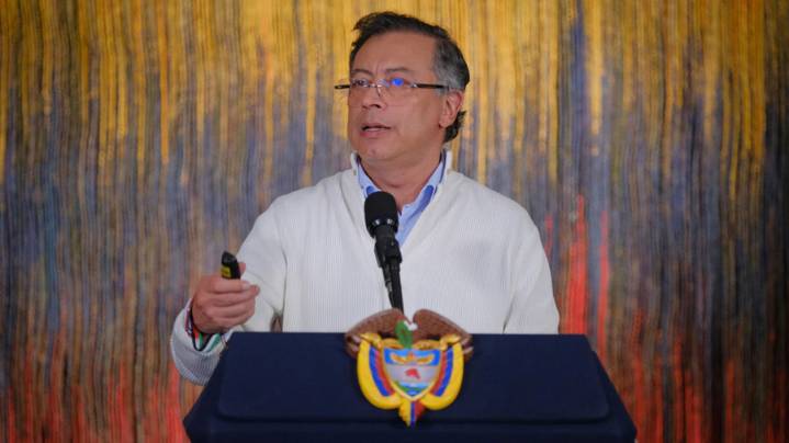 Petro afirma que el “Cartel de los Soles” no existe en Colombia