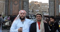 Viajó a Yemen en plena guerra. Estudió todas las costumbres para pasar desapercibido: “No sabía dónde iban a caer las bombas”