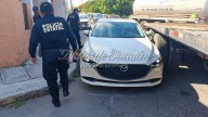 Choque entre camión y auto causa caos vial en el fraccionamiento Brisas de Mérida