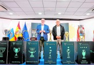 Los trofeos de la Selección recorrerán los colegios canarios