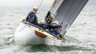 Juan Carlos I conquista Oyster Bay: el Bribón lidera el Mundial de 6 Metros