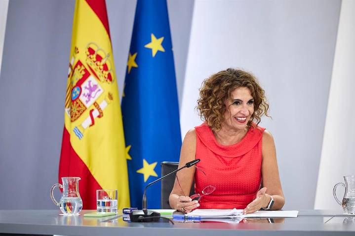 Montero niega que la quita de deuda autonómica suponga «un beneficio» para Cataluña: «Es falso»