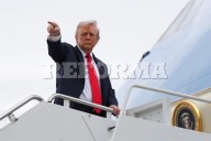 Asegura Trump que EU ha atacado 3 barcos de Venezuela