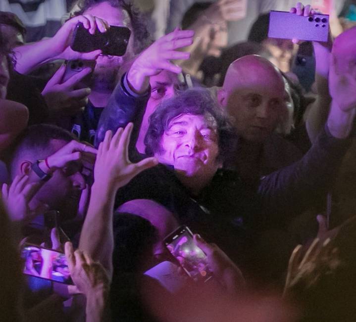 El plan "hay dólares para todos". Una cruzada épica para aguantar hasta octubre