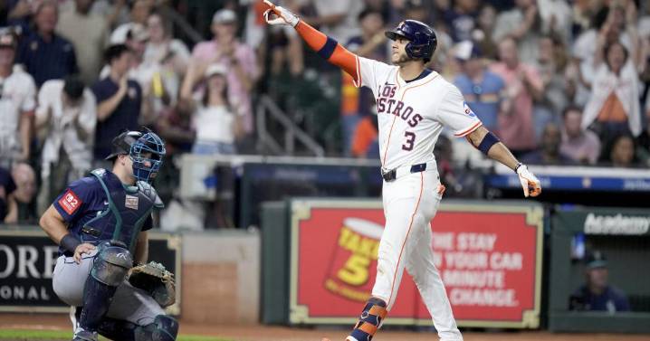 Astros shortstop Jeremy Peña scratched from lineup vs. Mariners with left oblique soreness