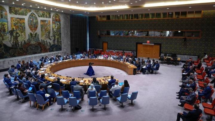 UN Security Council To Vote On Delaying Revival Of Iran Sanctions On Friday