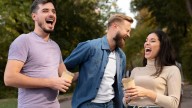 Cuál es el signo más divertido con sus amigos, según la inteligencia artificial