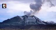 ¡Precaución en Arequipa! Volcán Sabancaya registra fuerte actividad e IGP eleva alerta a nivel naranja El Instituto Geofísico del Perú (IGP) y el Centro Vulcanológico Nacional (Cenvul) reportaron fuma