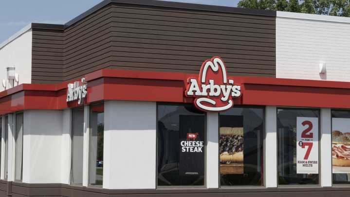 9 Discontinued Arby's Menu Items That Deserve A Comeback And 3 That Should Stay Gone