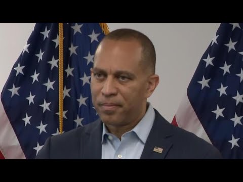 Hakeem Jeffries accuses Trump of "running scared" for canceling government shutdown talks