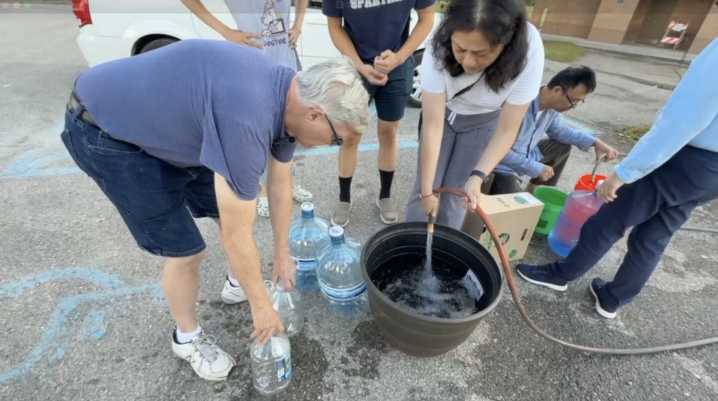 Businesses, neighbors navigate water main break as repairs stretch overnight