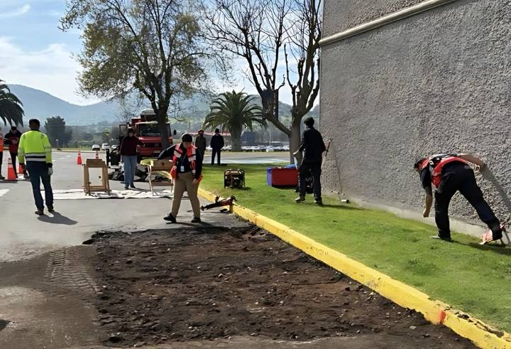Inician excavación en Escuela de Suboficiales en Maipú para buscar restos de detenido desaparecido en 1974