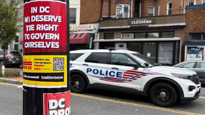 Estadounidenses marchan contra Trump en el Día del Trabajo; lo acusan de favorecer a los más adinerados