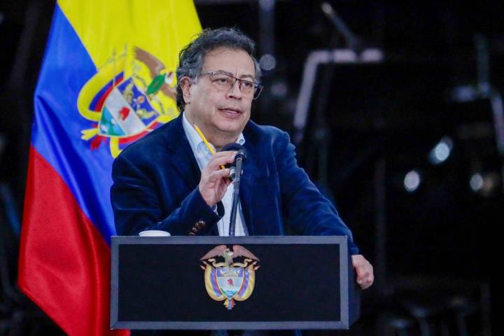 Petro abogó por liberación de Enrique Márquez y de colombianos detenidos en Venezuela