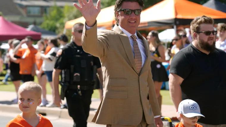 Mike Gundy reacts as job pressure builds after historic home loss