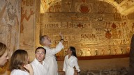 Los Reyes, impresionados en el museo y las excavaciones de Luxor