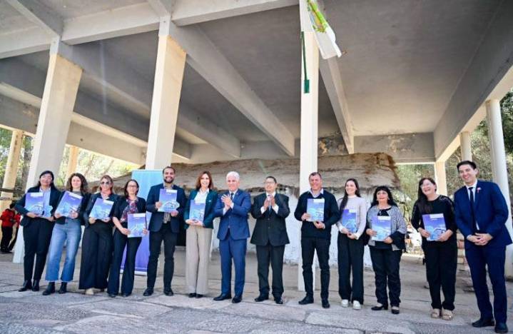 Distinguieron a diez educadores en el acto provincial por el Día del Maestro