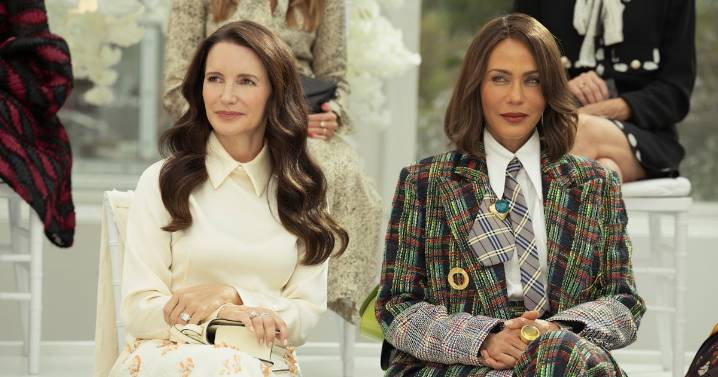 'And Just Like That': Kristin Davis Tears Up Discussing Show's End