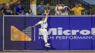Blue Jays beat fading Rays 6-5 for 6th straight win, close in on AL East title