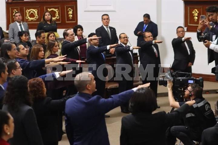 Toman protesta jueces y magistrados  en Congreso de CDMX