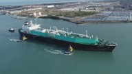 Cerraban aduana y descargaban diesel a libre demanda